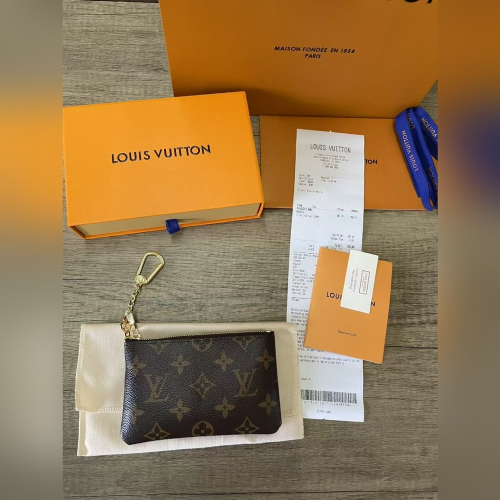 Louis Vuitton Monogram Key Pouch